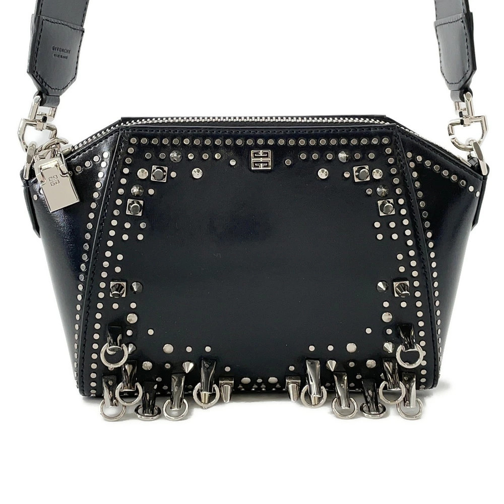 Givenchy Shoulder Bag Antigona Calf Leather Black